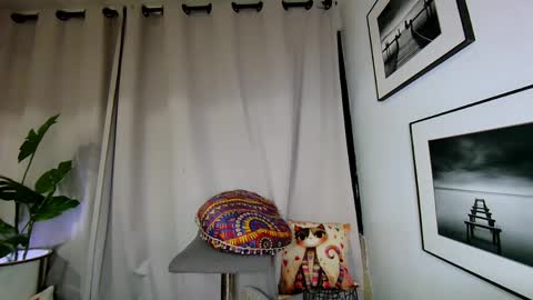 veronica online show from March 2026 04:01:01 AM