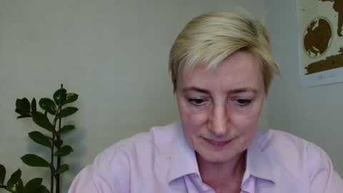 Snapshot of verony_ chatting on March 2025 02:08:02 PM verony_ online show from March 2025 02:08:02 PM
