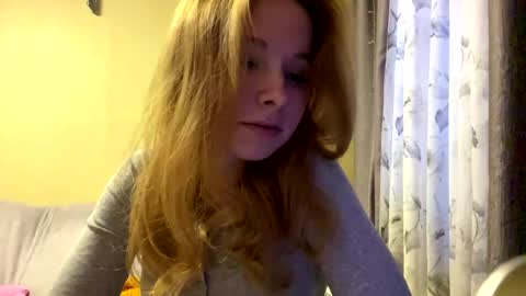 Snapshot of vertiegartrell chatting on May 2026 02:03:02 PM Lina online show from May 2026 02:03:02 PM