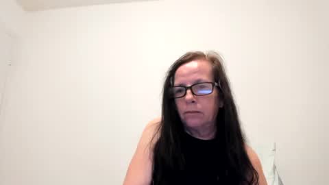 verysassypeachgoddess online show from March 2026 03:45:02 AM