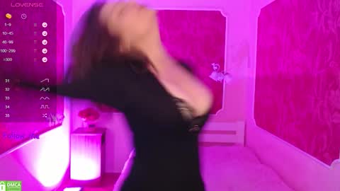 Kate online show from November 2025 08:24:01 AM