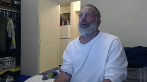 hairy man online show from January 2025 12:54:01 AM