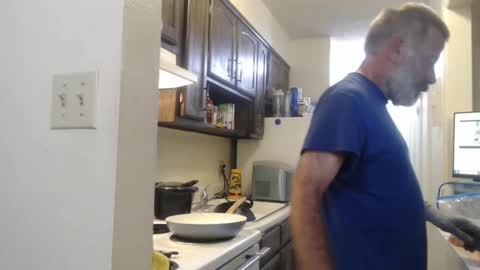 hairy man online show from September 2025 11:18:02 PM