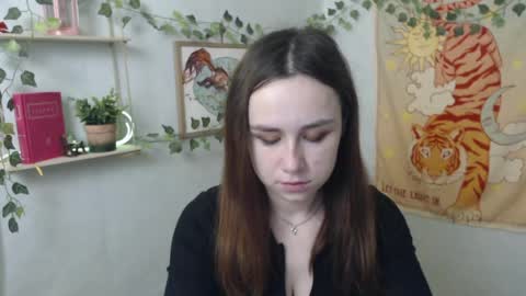 veryveryvery_shy online show from April 2026 05:41:01 AM