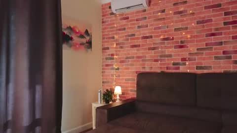 Amelia online show from April 2026 06:06:01 AM