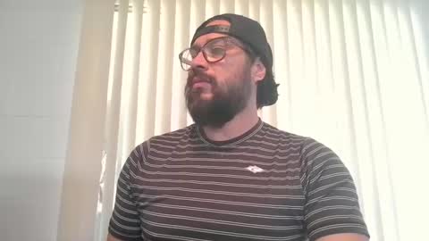 vesturelove online show from September 2025 08:00:02 PM