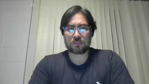 vesturelove online show from October 2025 04:24:01 AM