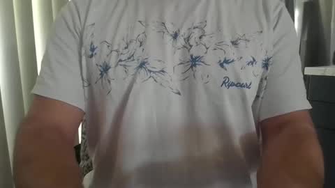 vesturelove online show from May 2026 09:21:02 PM