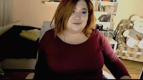 Snapshot of vi__vixen chatting on December 2024 03:08:02 PM Vi Vixen online show from December 2024 03:08:02 PM