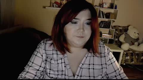 Snapshot of vi__vixen chatting on January 2025 06:07:01 PM Vi Vixen online show from January 2025 06:07:01 PM