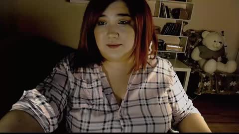 Snapshot of vi__vixen chatting on January 2025 08:17:01 PM Vi Vixen online show from January 2025 08:17:01 PM