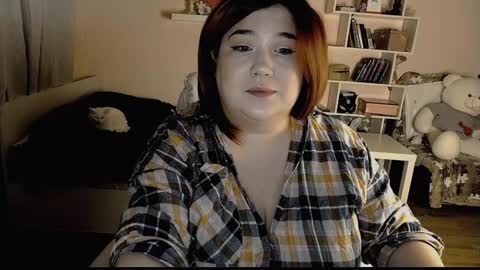 Snapshot of vi__vixen chatting on January 2025 09:11:02 PM Vi Vixen online show from January 2025 09:11:02 PM