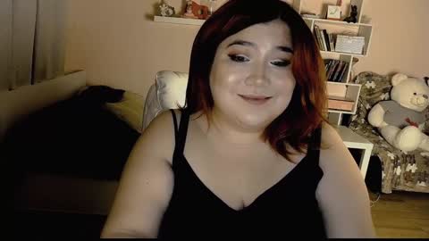 Snapshot of vi__vixen chatting on January 2025 10:52:02 PM Vi Vixen online show from January 2025 10:52:02 PM