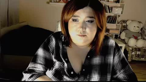 Snapshot of vi__vixen chatting on February 2025 11:48:01 PM Vi Vixen online show from February 2025 11:48:01 PM