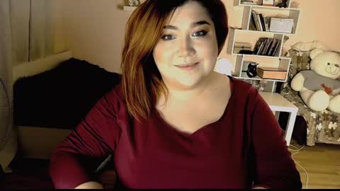 Snapshot of vi__vixen chatting on February 2025 07:49:01 PM Vi Vixen online show from February 2025 07:49:01 PM