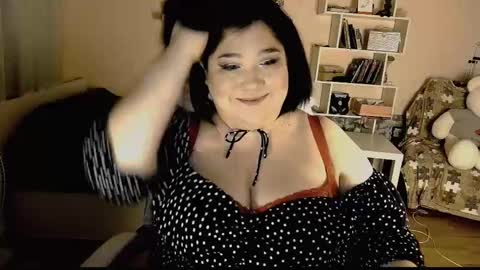 Snapshot of vi__vixen chatting on March 2025 03:33:01 AM Vi Vixen online show from March 2025 03:33:01 AM