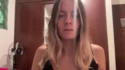 papichulo y mamichula online show from April 2026 01:58:02 AM