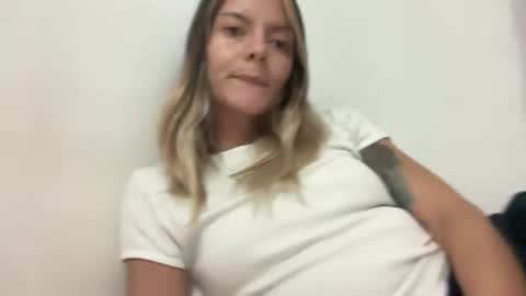 papichulo y mamichula online show from April 2026 11:29:01 PM