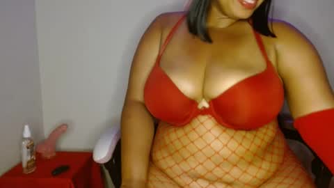 Snapshot of vibe_xxxo chatting on July 2026 05:22:01 AM vibe_xxxo online show from July 2026 05:22:01 AM