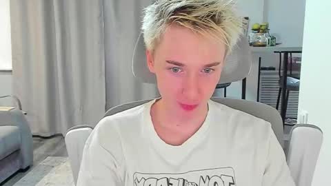 vibemygirl online show from October 2025 10:36:02 AM