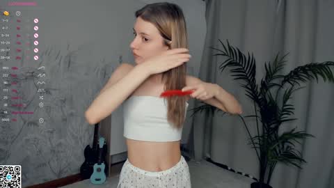 Mikky online show from December 2024 09:22:01 PM