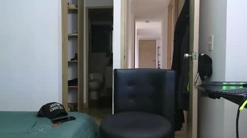 Victor cardenas online show from February 2025 09:43:02 PM