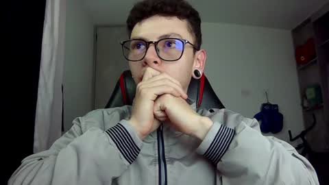 Vicent Brais online show from December 2024 09:40:02 AM