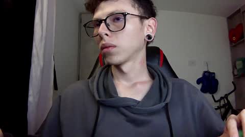 Vicent Brais online show from December 2024 04:45:02 AM