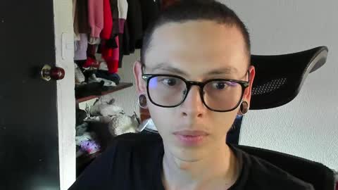 Vicent Brais online show from April 2026 07:42:01 PM