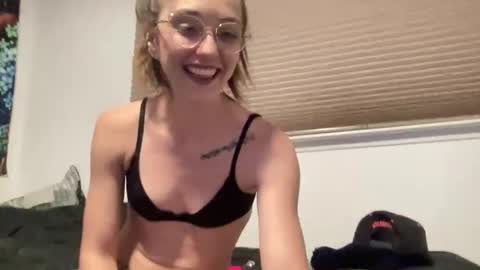 Vicenza Azul online show from March 2026 05:11:01 AM