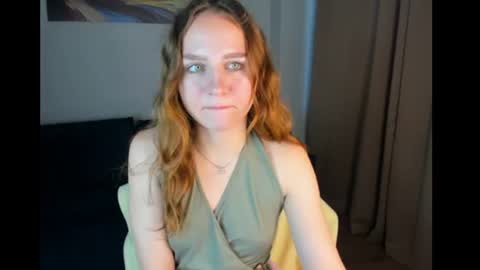 Snapshot of vicki_milles chatting on July 2026 12:53:02 AM vicki_milles online show from July 2026 12:53:02 AM
