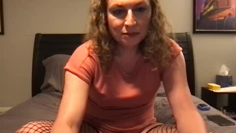 Vicki Stockings online show from September 2025 02:22:01 AM