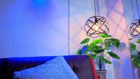 VICTORIA online show from October 2025 08:42:02 PM