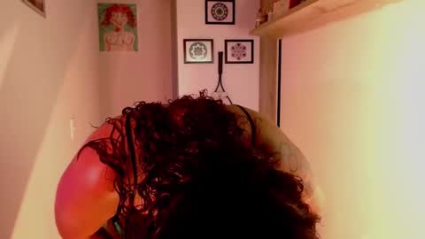 Snapshot of vicky_crazy chatting on December 2024 11:16:01 PM Vicky online show from December 2024 11:16:01 PM