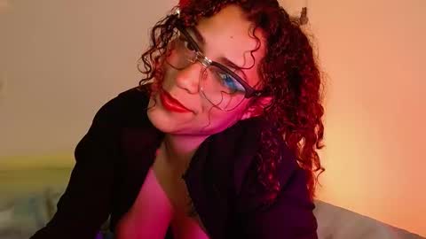 Snapshot of vicky_crazy chatting on January 2025 03:15:02 AM Vicky online show from January 2025 03:15:02 AM