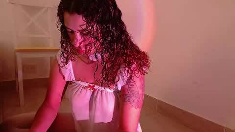 Snapshot of vicky_crazy chatting on January 2025 02:36:01 PM Vicky online show from January 2025 02:36:01 PM