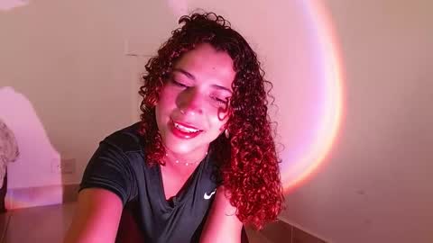 Snapshot of vicky_crazy chatting on January 2025 02:30:02 PM Vicky online show from January 2025 02:30:02 PM