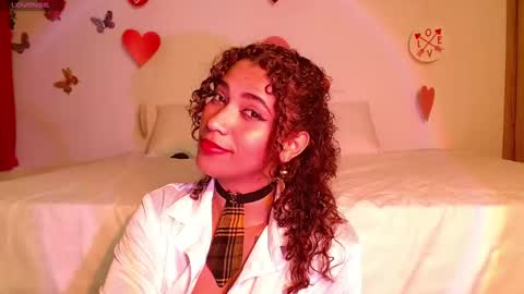 Snapshot of vicky_crazy chatting on February 2025 11:42:01 PM Vicky online show from February 2025 11:42:01 PM