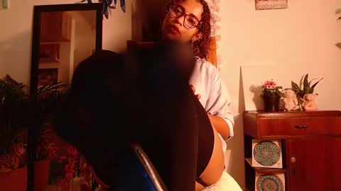 Snapshot of vicky_crazy chatting on March 2025 01:11:01 AM Vicky online show from March 2025 01:11:01 AM