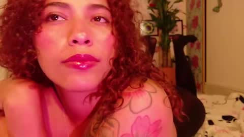 Snapshot of vicky_crazy chatting on March 2025 02:43:02 AM Vicky online show from March 2025 02:43:02 AM
