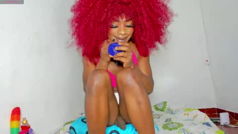 vicky manuela online show from November 2025 02:34:01 AM