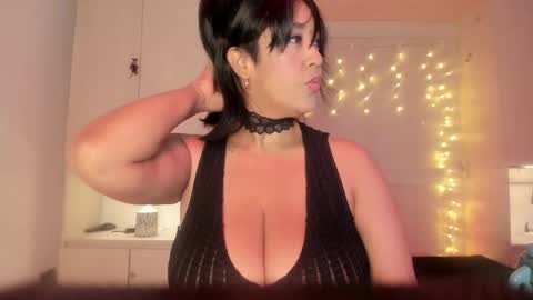 V I C K Y online show from March 2026 07:46:02 PM