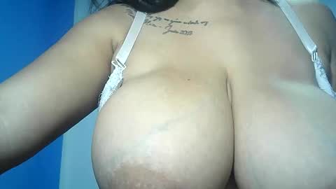 vickyblush8 online show from November 2025 04:50:01 PM