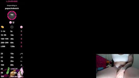 Snapshot of vickysexyx chatting on November 2025 09:46:02 PM Valentina online show from November 2025 09:46:02 PM