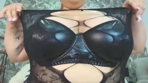 Snapshot of victhoria_red chatting on March 2026 07:53:02 PM Victhoria red online show from March 2026 07:53:02 PM