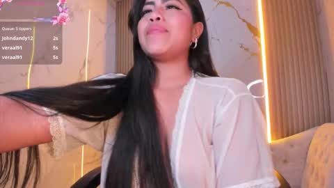 victoria_b_ online show from September 2025 08:17:01 AM