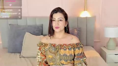 Snapshot of victoria_bourne chatting on July 2026 07:27:02 PM victoria online show from July 2026 07:27:02 PM