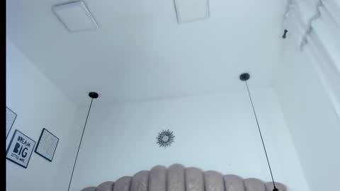 valentina online show from October 2025 11:53:02 AM