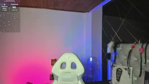 victoria_floyd1 online show from April 2026 08:43:01 PM