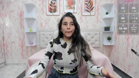 Snapshot of victoria_houston chatting on December 2024 03:26:01 AM Victoria Houston online show from December 2024 03:26:01 AM